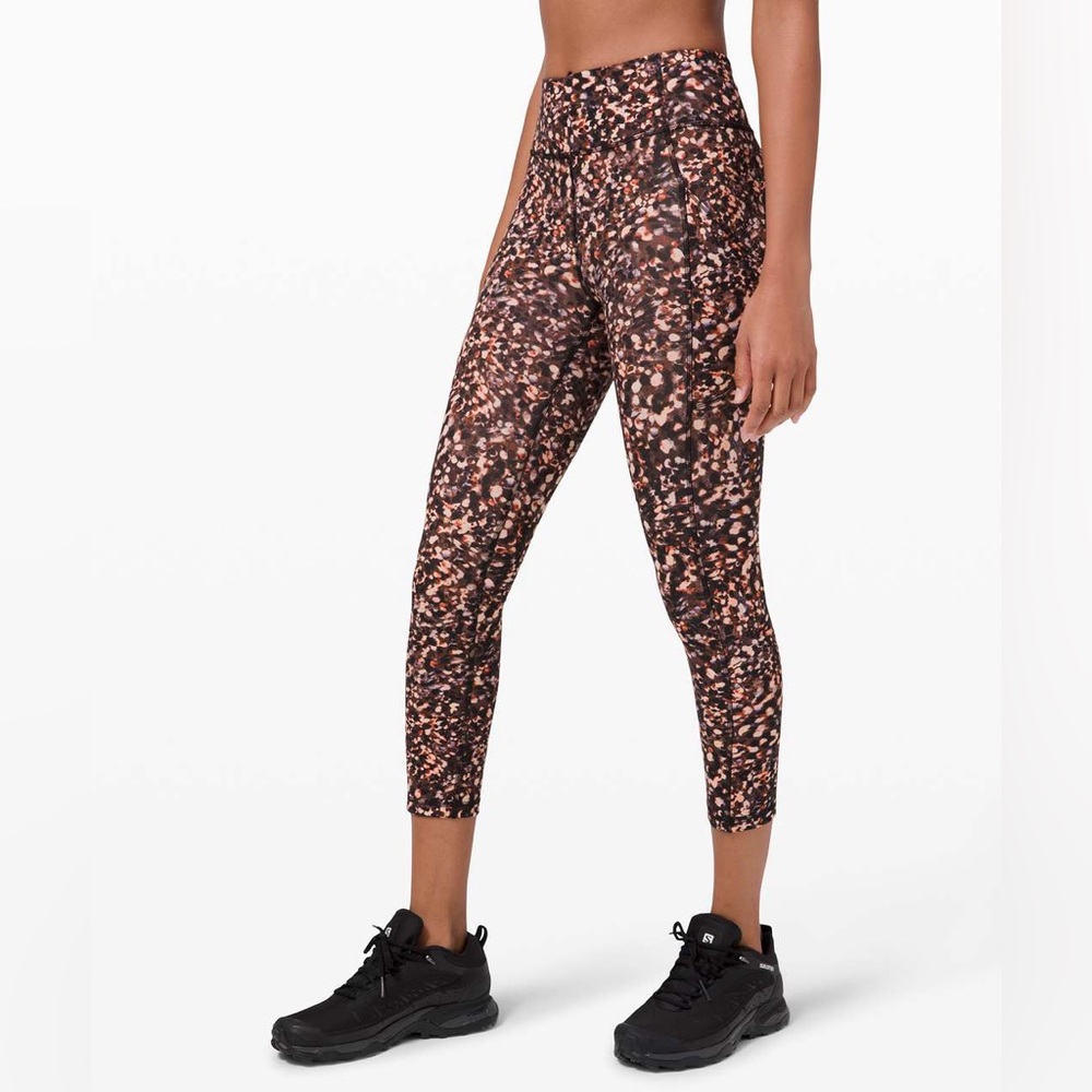 Lululemon Invigorate High-Rise Crop 22" Size 4 Motion Flux Multi Everlux Pockets